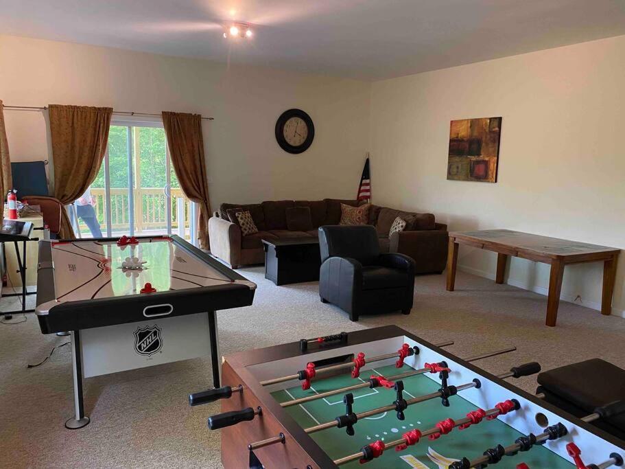 Villa Fun & Fabulous Getaway Gilford Exterior foto