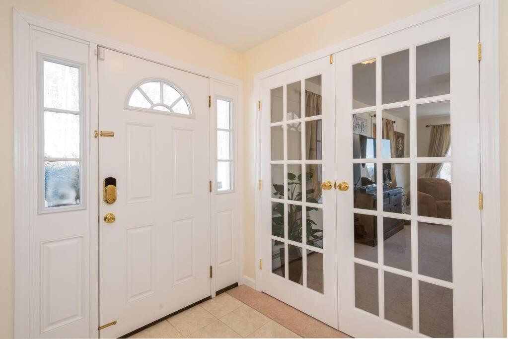 Villa Fun & Fabulous Getaway Gilford Exterior foto