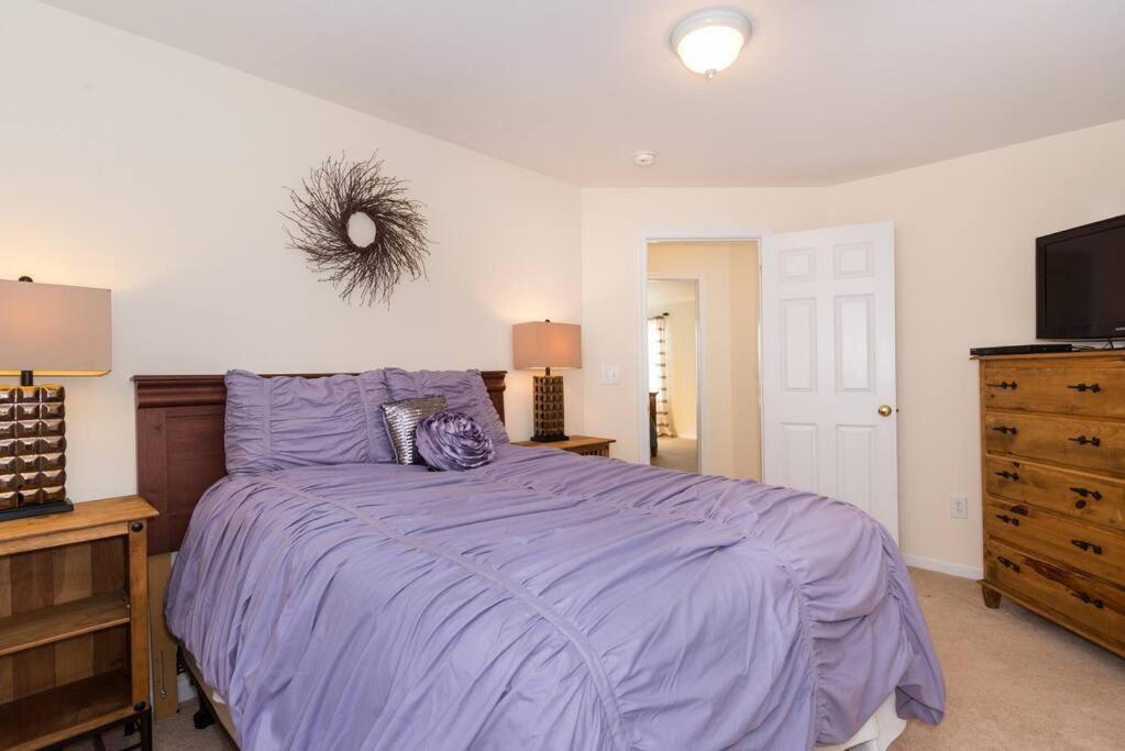 Villa Fun & Fabulous Getaway Gilford Exterior foto
